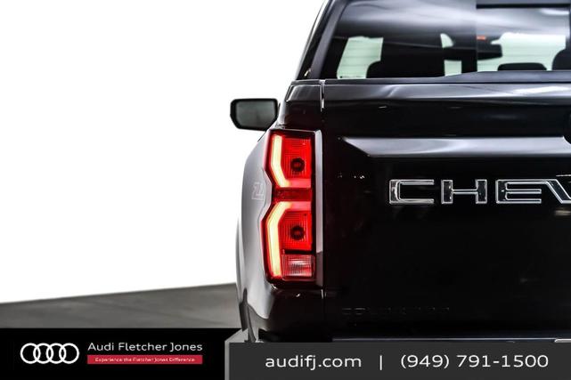 Photo of 2025 Black Chevrolet Colorado