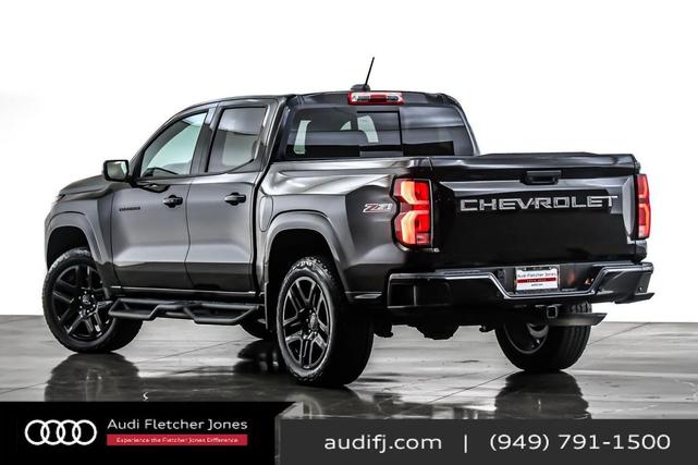 Photo of 2025 Black Chevrolet Colorado