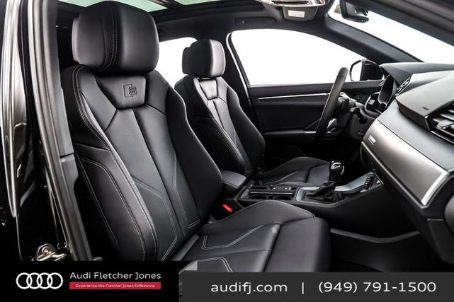 Photo of 2025 Mythos Black Metallic Audi Q3
