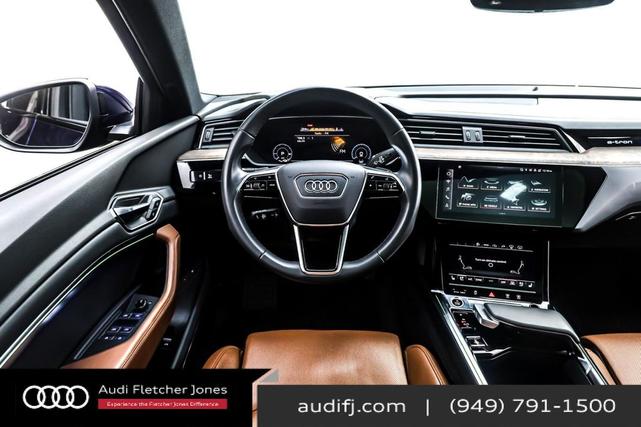 Photo of 2022 Navarra Blue Metallic Audi e-tron Sportback
