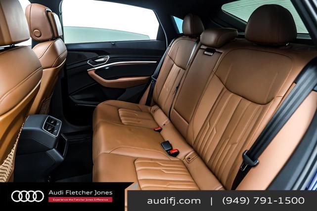 Photo of 2022 Navarra Blue Metallic Audi e-tron Sportback