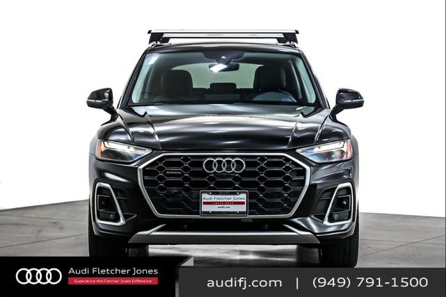 Photo of 2022 Mythos Black Metallic Audi Q5