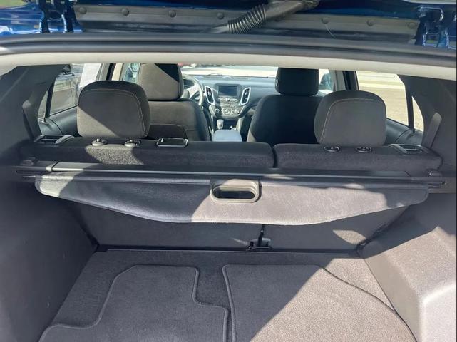 Photo of 2022 Blue Chevrolet Equinox