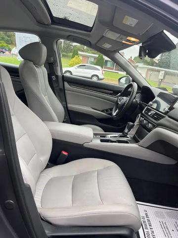 Photo of 2018 Gray Honda Accord