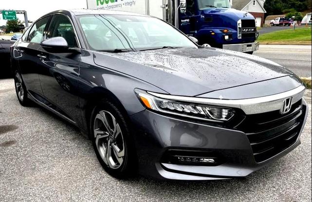 Photo of 2018 Gray Honda Accord