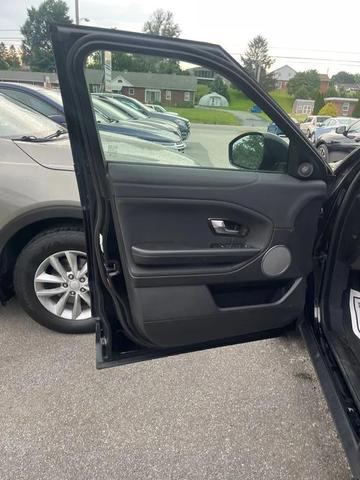 Photo of 2019 Black Land Rover Range Rover Evoque