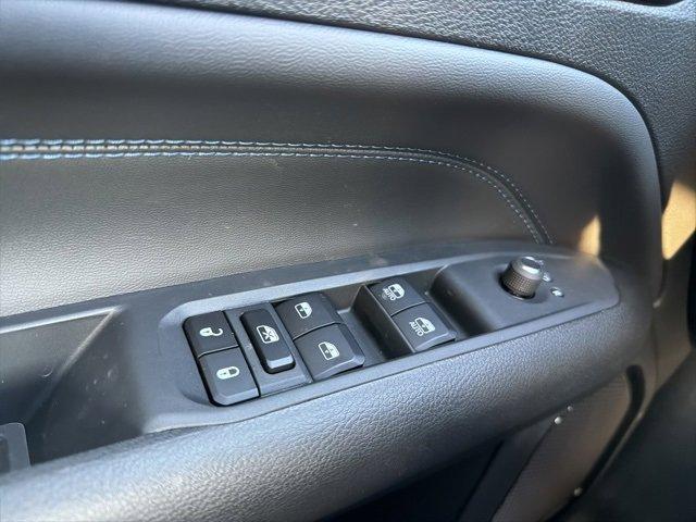 Photo of 2026 Bright White Clearcoat Jeep Compass