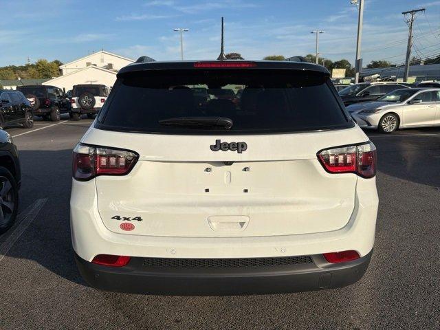 Photo of 2026 Bright White Clearcoat Jeep Compass
