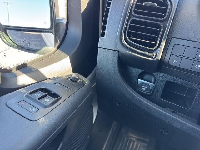 Photo of 2025 Bright White Clearcoat RAM ProMaster 2500