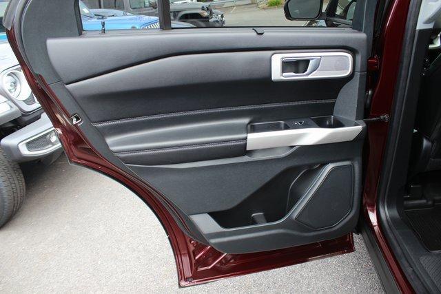 Photo of 2022 Red Ford Explorer