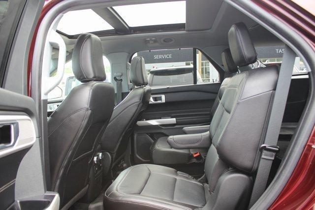 Photo of 2022 Red Ford Explorer