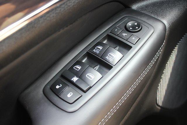 Photo of 2021 Silver Jeep Grand Cherokee