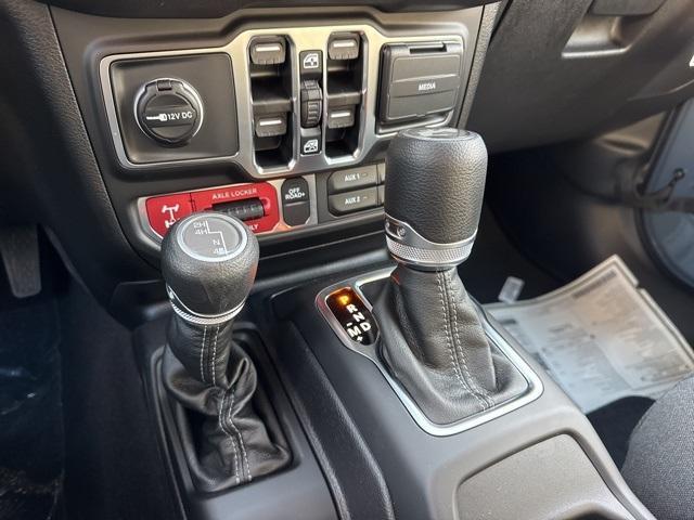 Photo of 2025 Anvil Clearcoat Jeep Wrangler