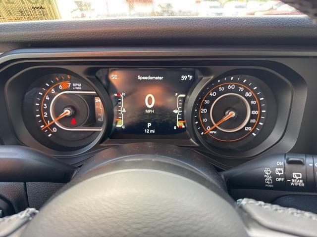 Photo of 2025 Anvil Clearcoat Jeep Wrangler