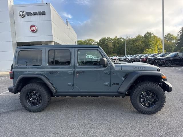 Photo of 2025 Anvil Clearcoat Jeep Wrangler