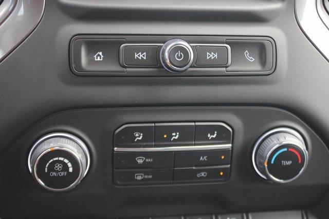 Photo of 2024 Black Chevrolet Silverado 2500