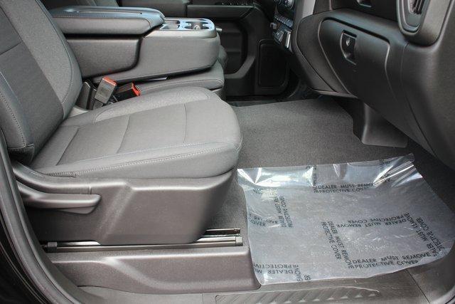 Photo of 2024 Black Chevrolet Silverado 2500