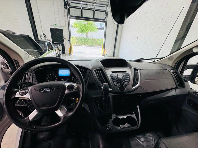 Photo of 2019 Oxford White Ford Transit-350