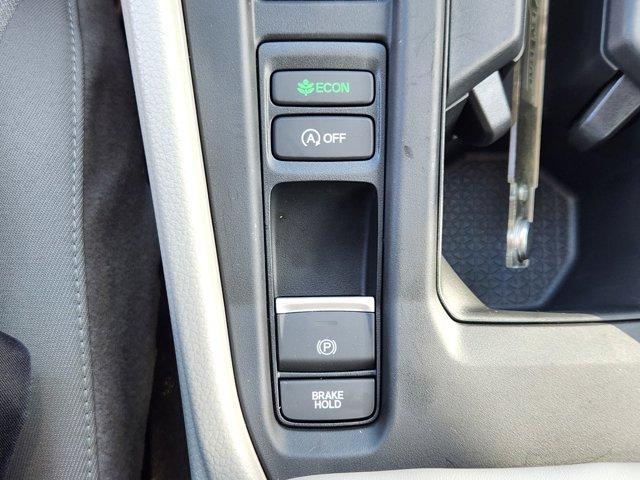 Photo of 2025 Platinum White Pearl Honda Accord