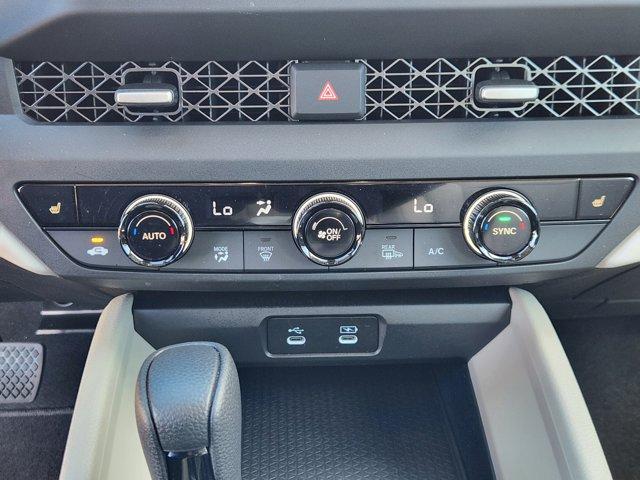 Photo of 2025 Platinum White Pearl Honda Accord