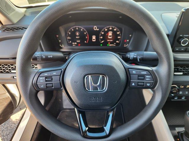 Photo of 2025 Platinum White Pearl Honda Accord