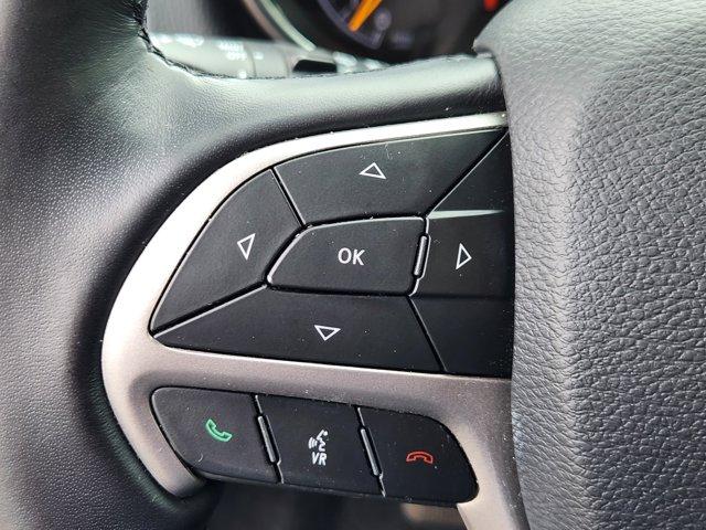 Photo of 2020 Bright White Clearcoat Jeep Grand Cherokee
