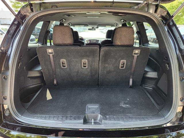 Photo of 2022 Crystal Black Pearl Honda Pilot