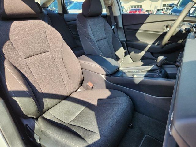 Photo of 2025 Platinum White Pearl Honda Accord