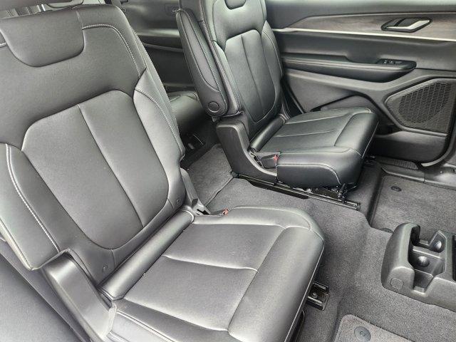 Photo of 2024 Bright White Clearcoat Jeep Grand Cherokee L