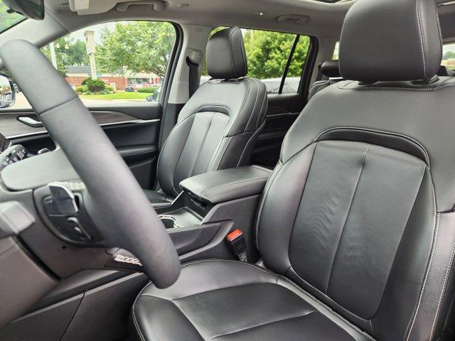 Photo of 2024 Bright White Clearcoat Jeep Grand Cherokee L