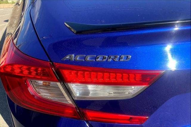 Photo of 2022 Still Night Pearl Honda Accord