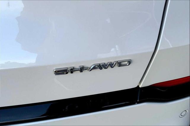 Photo of 2022 Platinum White Pearl Acura MDX