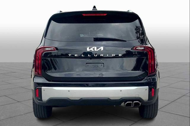 Photo of 2024 Ebony Black Kia Telluride