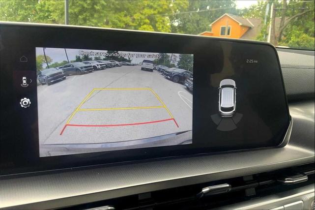 Photo of 2024 Ebony Black Kia Telluride