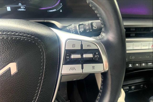 Photo of 2024 Ebony Black Kia Telluride