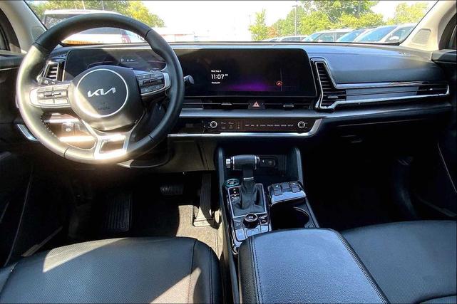 Photo of 2023 Everlasting Silver Kia Sportage