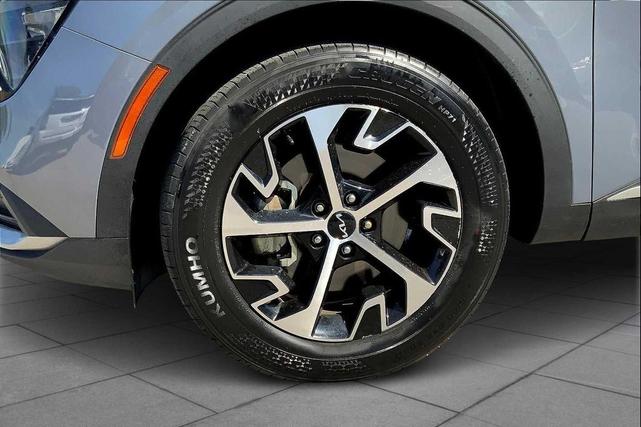 Photo of 2023 Everlasting Silver Kia Sportage