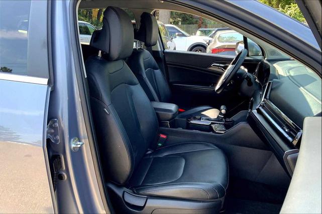 Photo of 2023 Everlasting Silver Kia Sportage