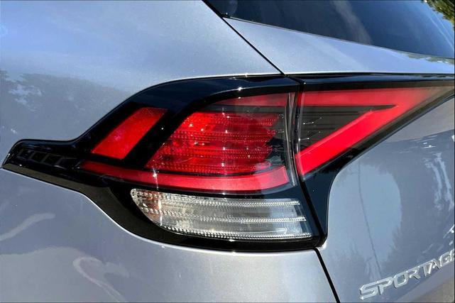 Photo of 2023 Everlasting Silver Kia Sportage