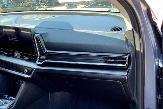 Photo of 2023 Everlasting Silver Kia Sportage