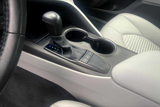 Photo of 2023 Ice Cap Toyota Camry