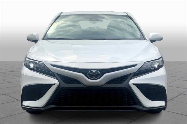 Photo of 2023 Ice Cap Toyota Camry