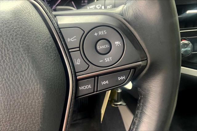 Photo of 2023 Ice Cap Toyota Camry