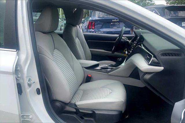 Photo of 2023 Ice Cap Toyota Camry