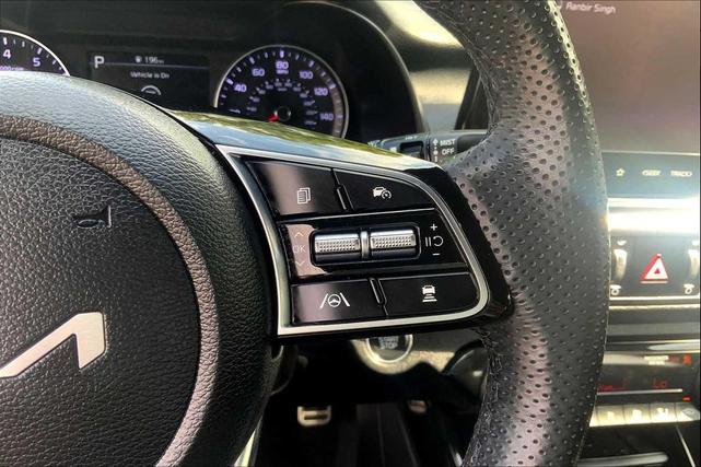 Photo of 2022 Snow White Pearl Kia Forte