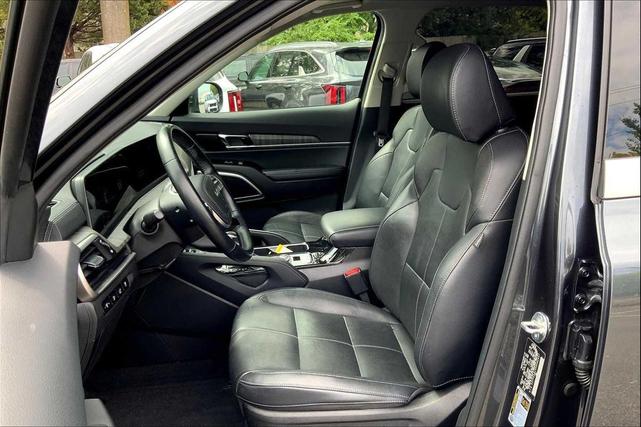 Photo of 2024 Gravity Gray Kia Telluride