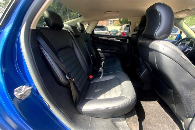 Photo of 2017 BLUE LIGHTNING Ford Fusion