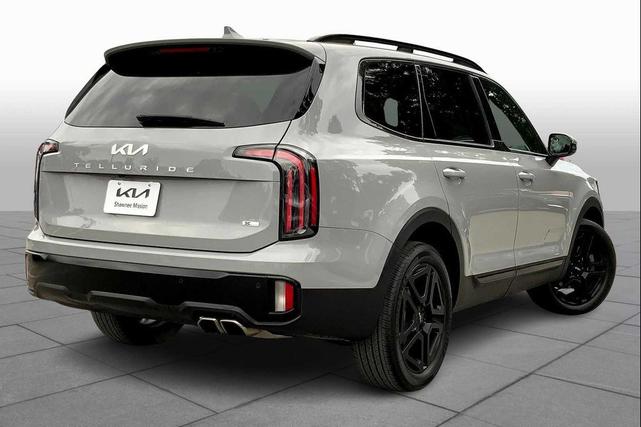 Photo of 2024 Wolf Gray Kia Telluride