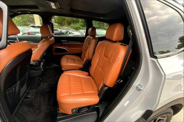 Photo of 2024 Wolf Gray Kia Telluride