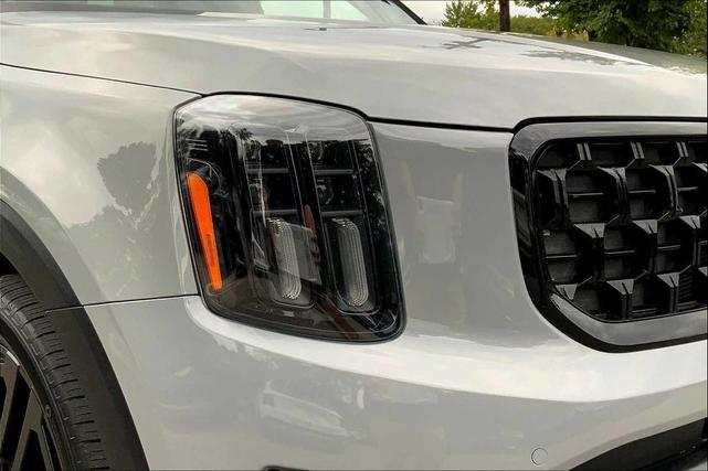 Photo of 2024 Wolf Gray Kia Telluride